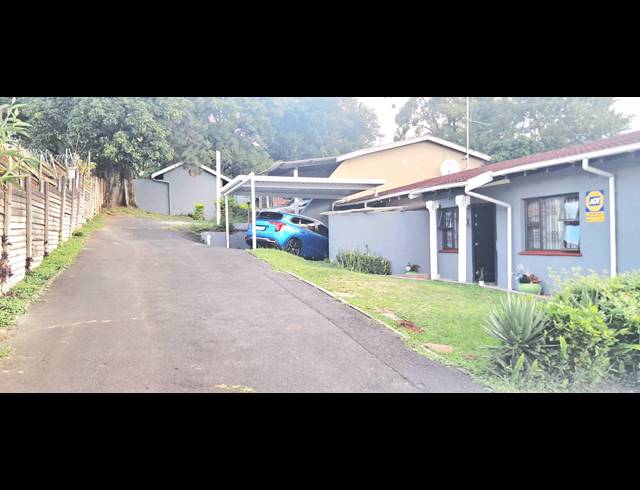 3 BEDROOM TOWNHOUSE FOR SALE IN NEW GERMANY